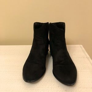 Black suede black booties ! EUC